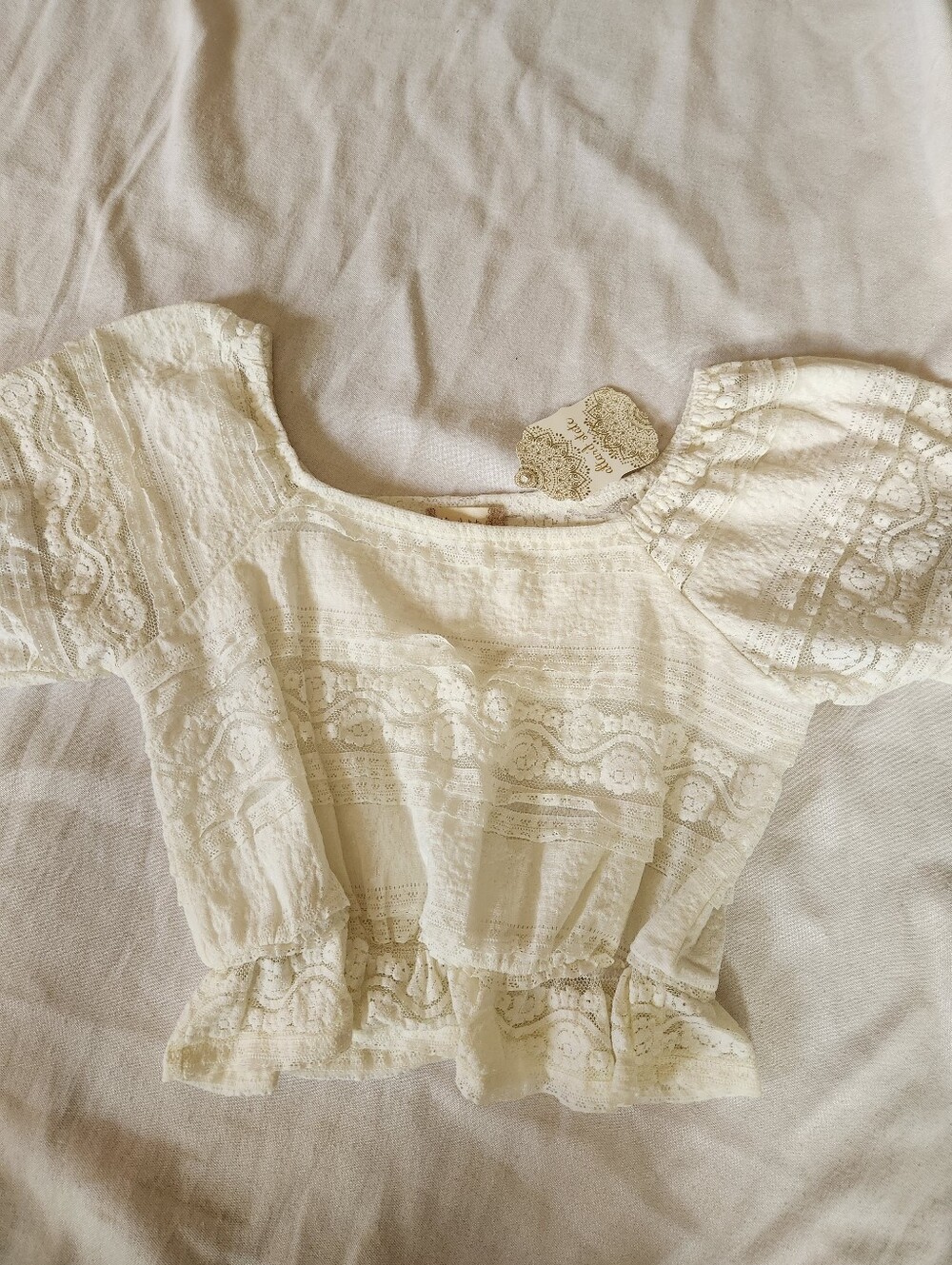 NWT Altar'd State White Lace Puff Sleeve Peplum Top Women's Small